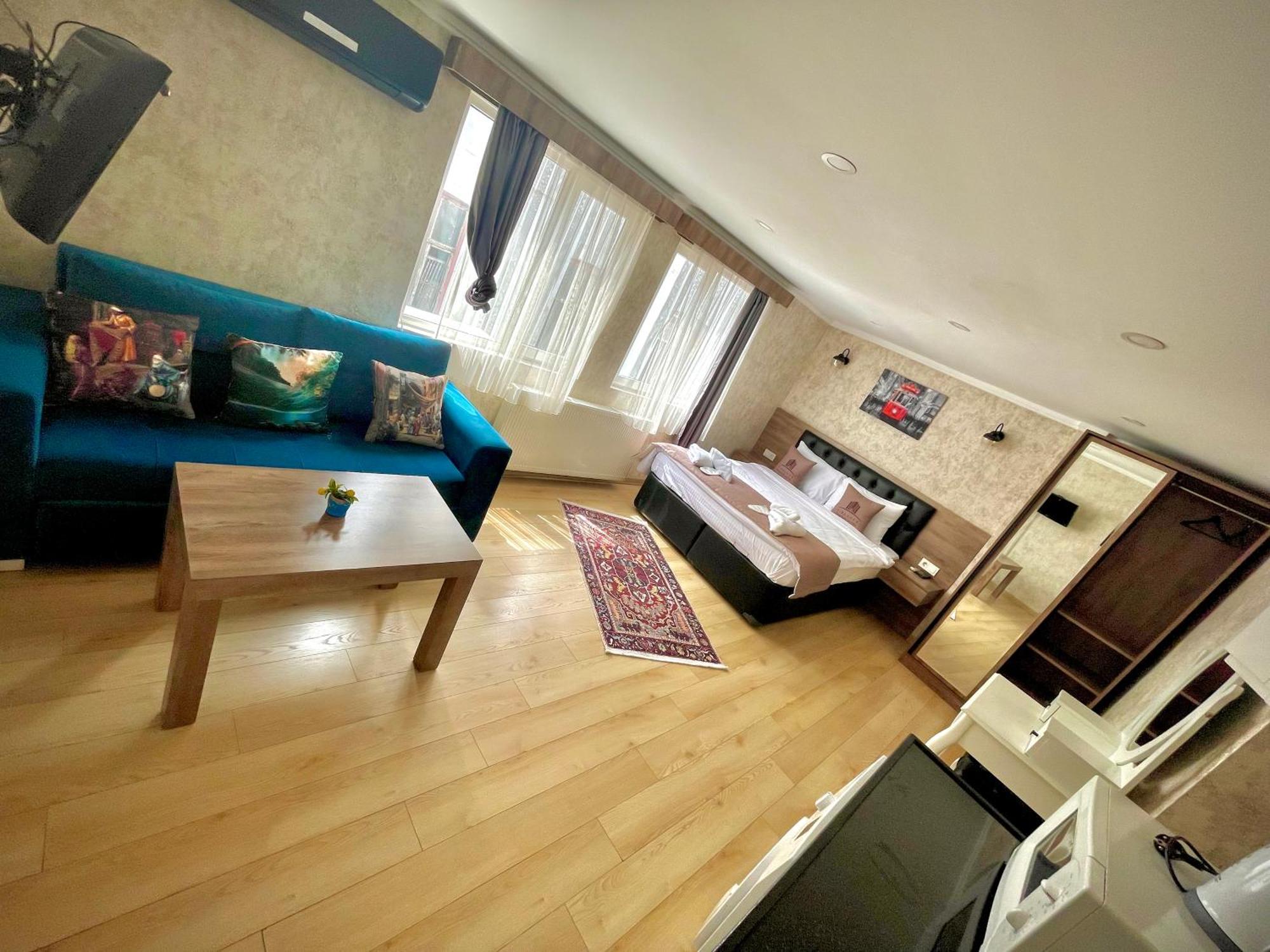 Elegance Aparts Cihangir — Photos 1